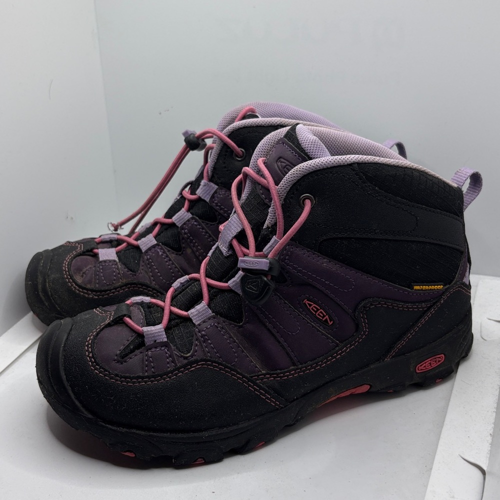 Keen Pagosa Mid Waterproof Hiking Boots women size 6